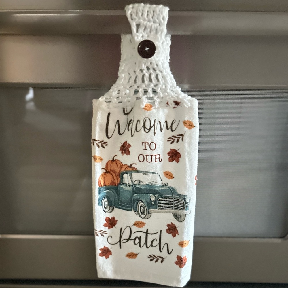 HAND CRAFTED Colorful Fall Pumpkins Crochet Top Hanging Kitchen Hand Towel - Picture 4 of 9